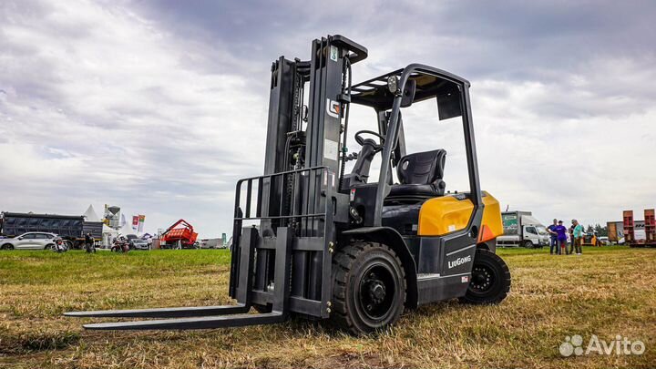 Вилочный погрузчик LiuGong CLG2030H, 2024