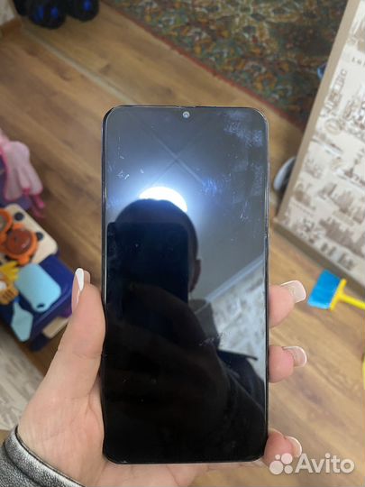 Samsung Galaxy A50, 4/64 ГБ