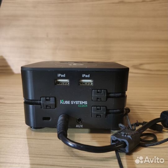 Док станция Kube ks clock qi