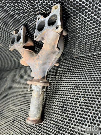 Выпускной коллектор Nissan Wingroad Y11 2001-2005