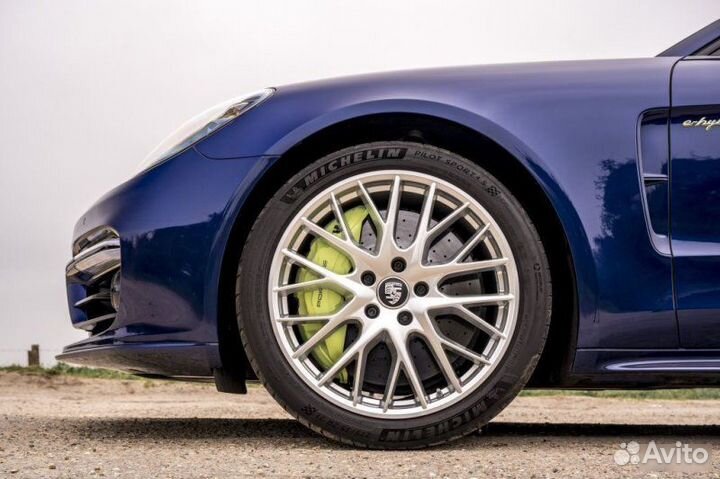 Кованые диски Porsche Panamera Turbo S R21