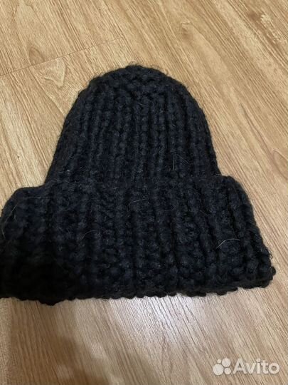 Шапки вязаные