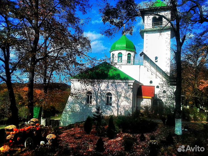 Свято-Михайловский монастырь Святой источник