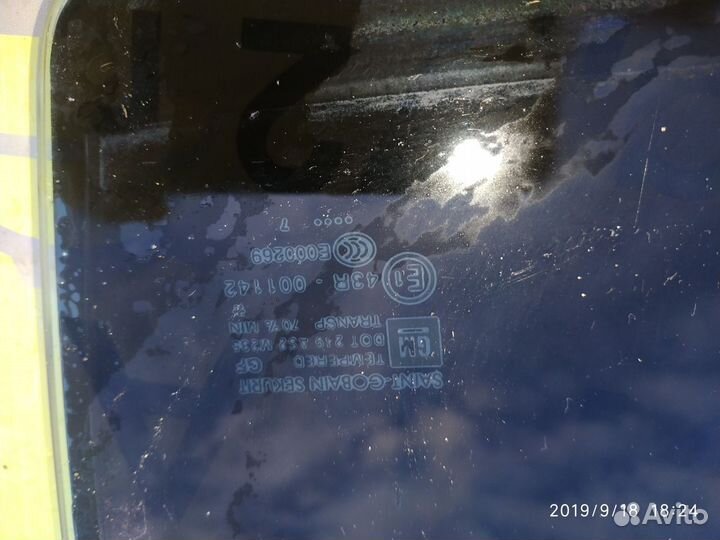 Стекло двери задней левой для Opel Corsa D