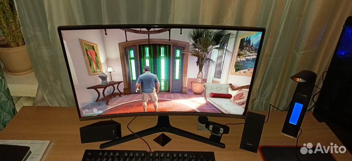 Монитор Samsung C27R500FHI
