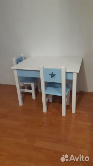 Столы и стульчики из массива дерева