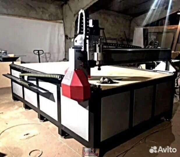 Станок по дереву и двп в кредит