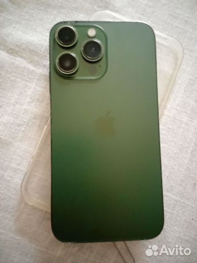 iPhone xr в корпусе 13