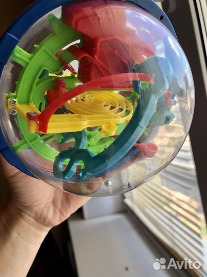 Головоломка с шариком