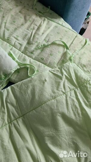 Бортики в кроватку зеленые