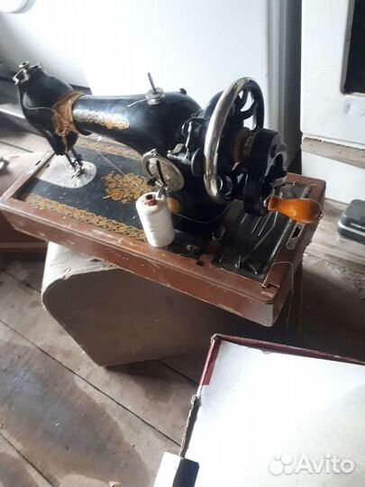Швейная машинка
