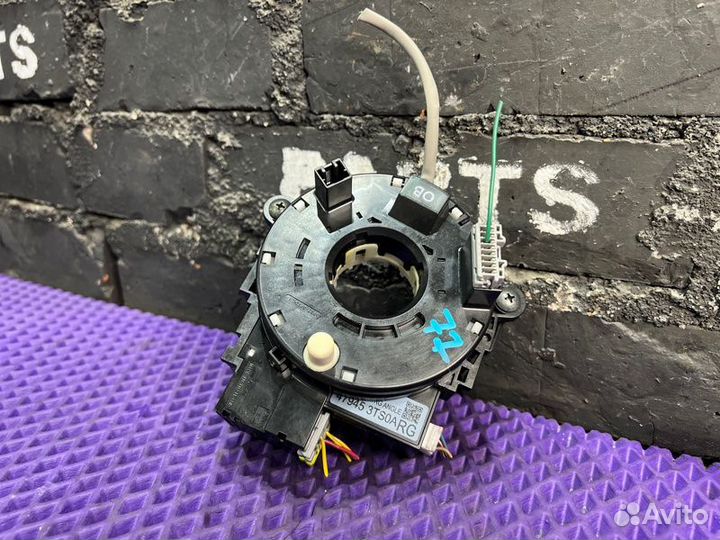 Шлейф подрулевой Nissan Note E12-001551 HR12DDR