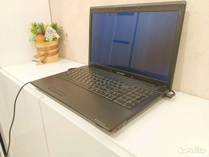 Шустрый ноутбук Lenovo Интел 2 ядра 3гб опер
