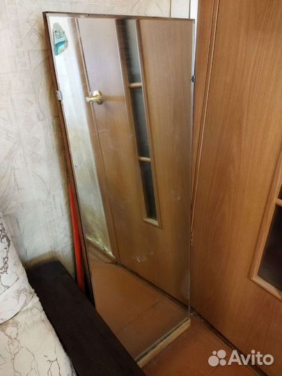 Зеркало от трюмо