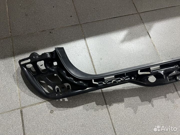 Крепление заднего бампера BMW E61