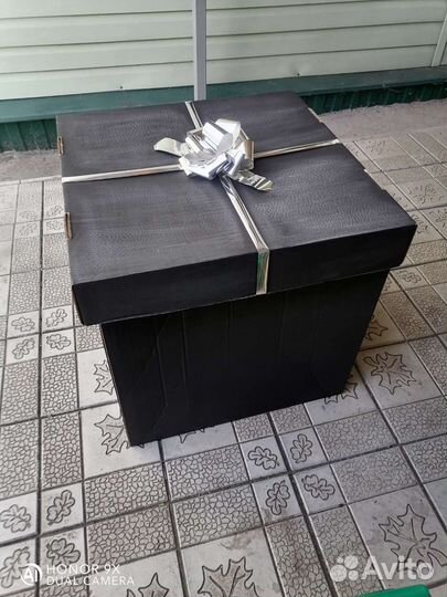 Коробка подарочная