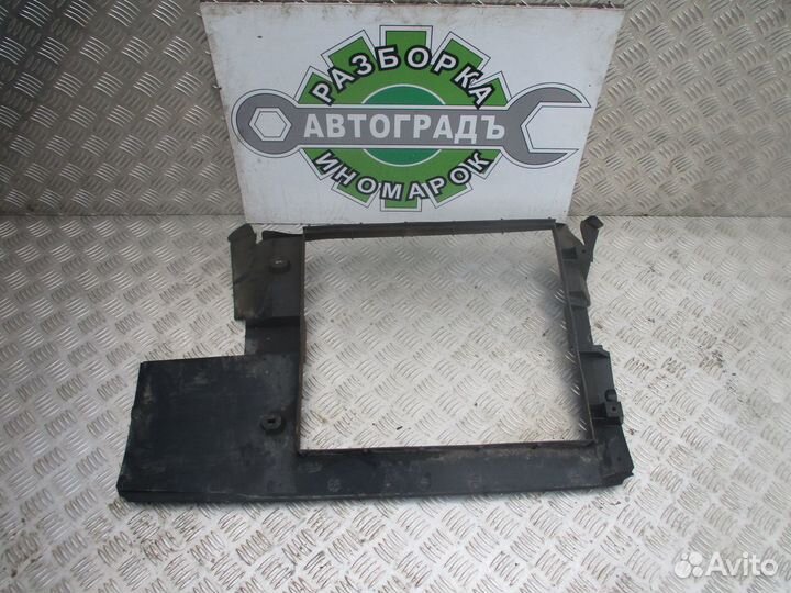 Рамка радиатора Renault Kangoo 1.4