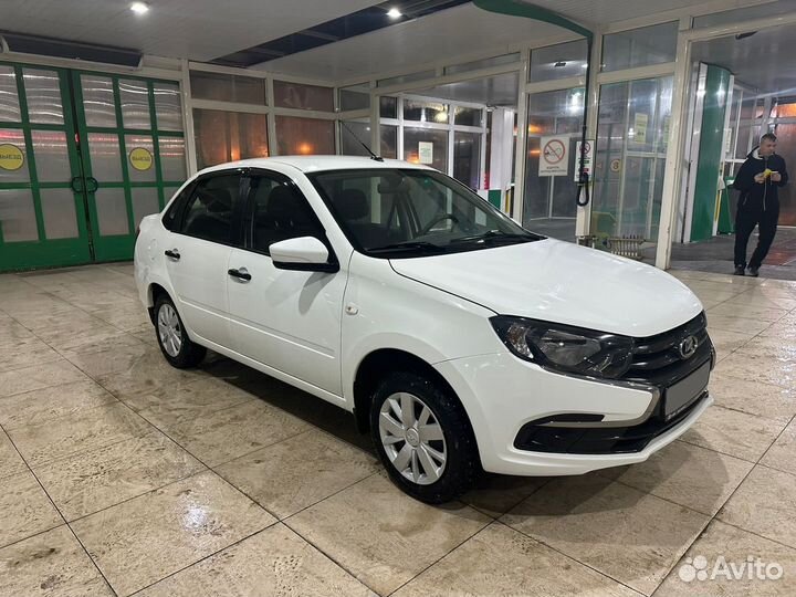 LADA Granta 1.6 МТ, 2019, 64 800 км