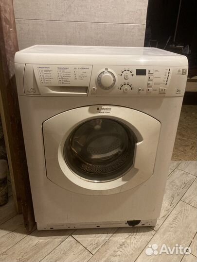 Стиральная машина Ariston arsf105