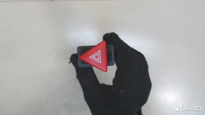 Кнопка аварийки Skoda Octavia Tour, 2000