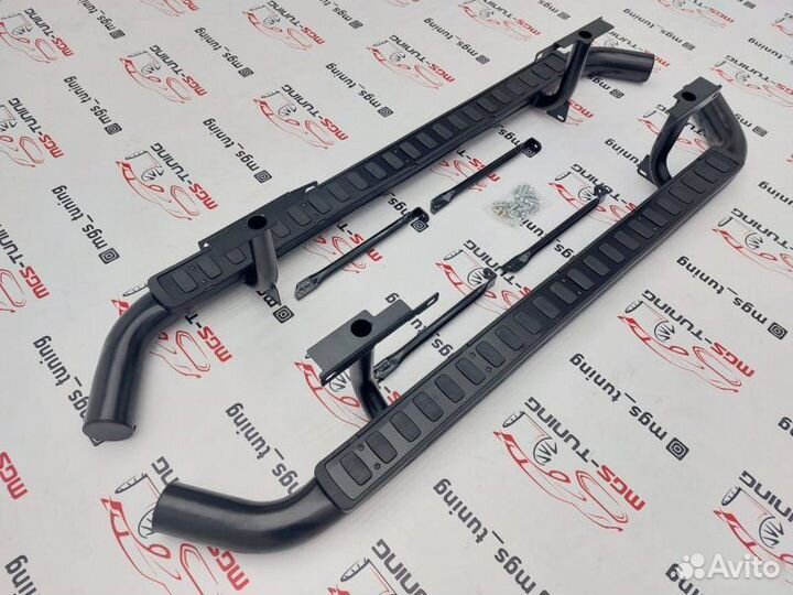 Пороги на Land Rover Defender 110 Black 83-20