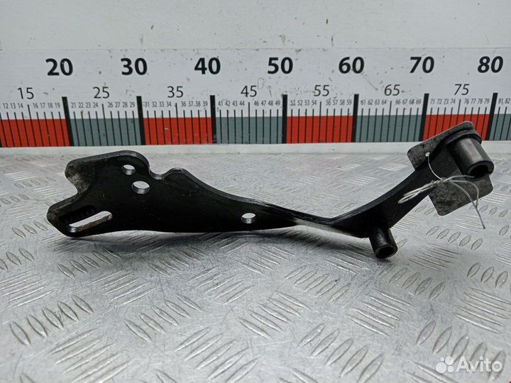 Кронштейн гидроусилителя для Volkswagen Sharan 1