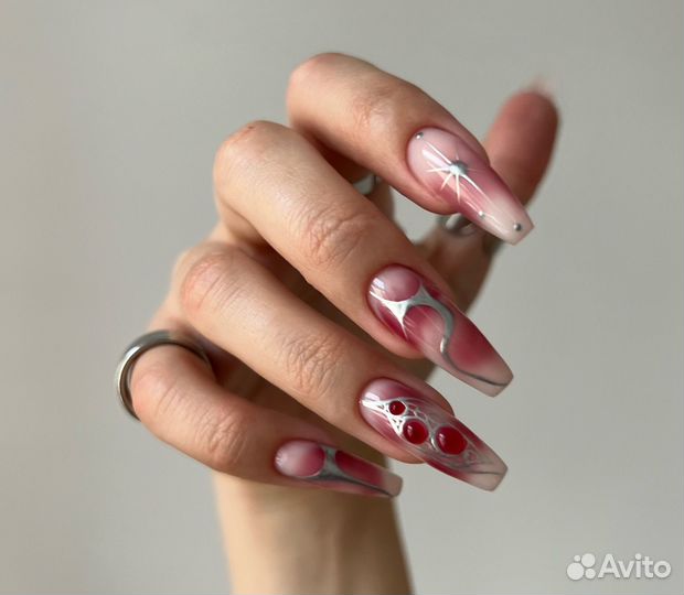 Маникюр / Педикюр с покрытием