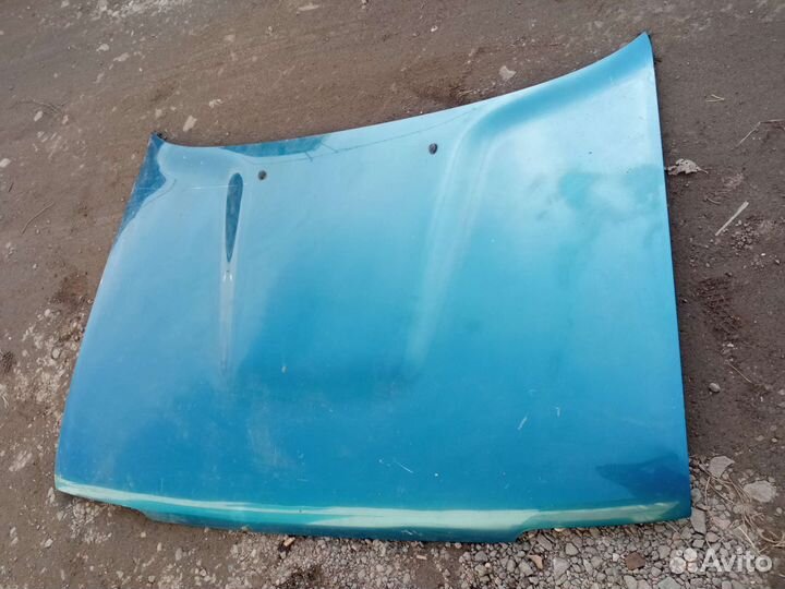 Капот Ford Maverick Nissan Terrano