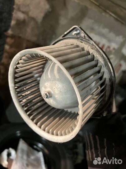 Мотор печки lancer 10