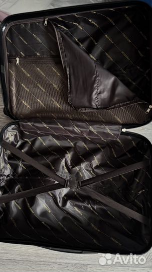 Чемодан на колесах L