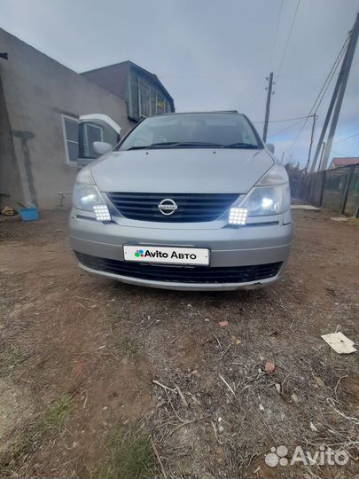 Nissan Serena 2.0 CVT, 2002, 279 300 км