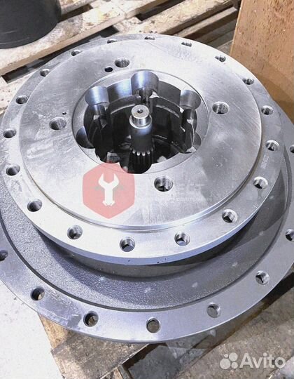 Редуктор хода Komatsu PC200LC-8 20Y-27-00500