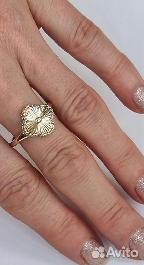 Золотое кольцо в стиле Ван Клиф. Жёлтое золото