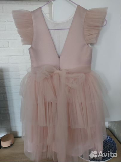 Платье для девочки 134р