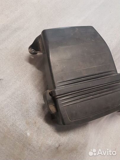 Корпус воздушного фильтра Fiat Panda 2008