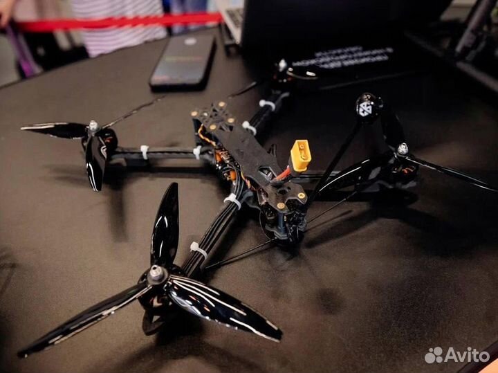 Дрон, коптер специального назначения
