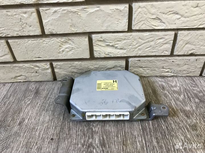 Блок управления парктрониками Lexus RX 400H