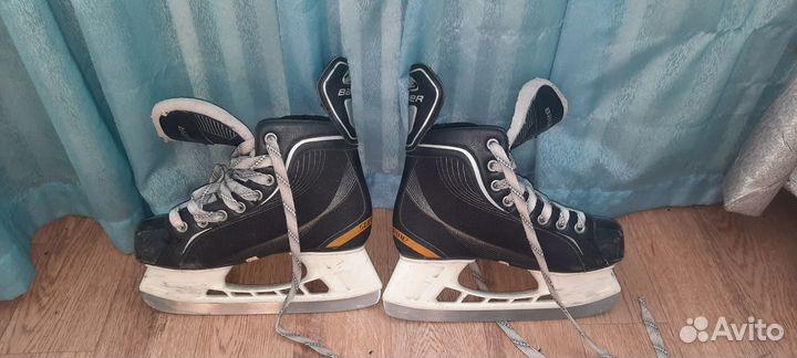 Продам коньки размеры 36 и 43