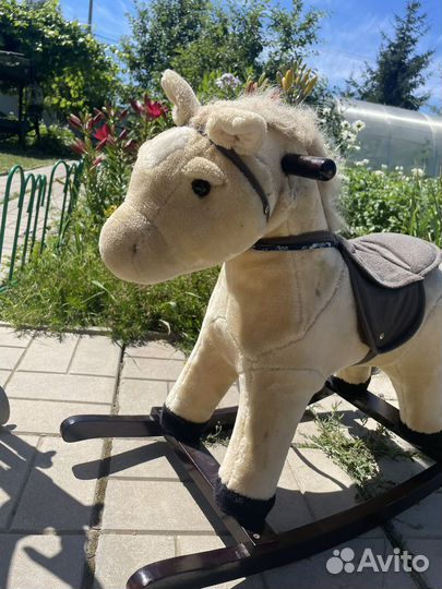 Качалка лошадь