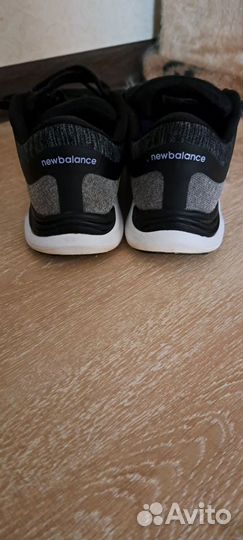 Кроссовки new balance