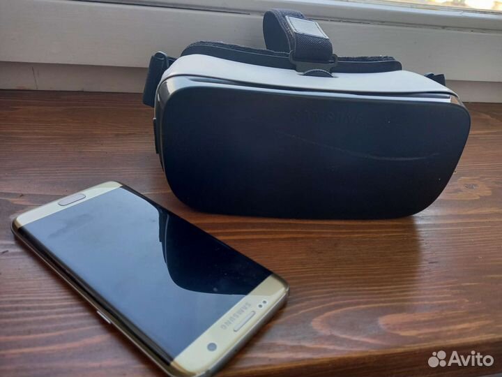 Samsung gear vr очки в комплекте