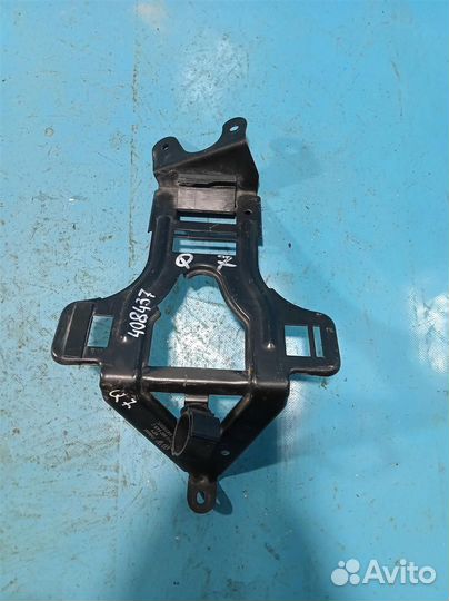 Кронштейн блока управления Audi Q7 (2006-2016)