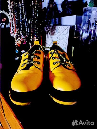 Продаю ботинки