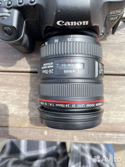 Зеркальный фотоаппарат 5D mark ii