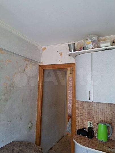 3-к. квартира, 585 м², 2/5 эт.