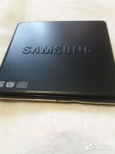 Переносной дисковод Samsung SE S084