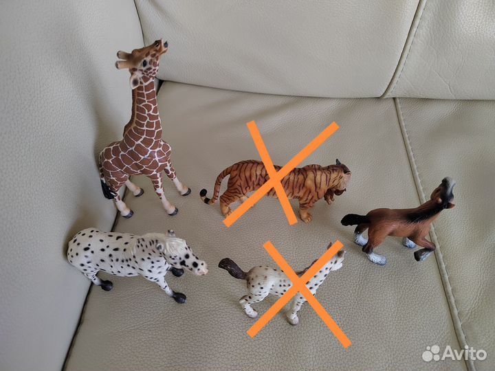 Фигурки животных Schleich, Bullyland