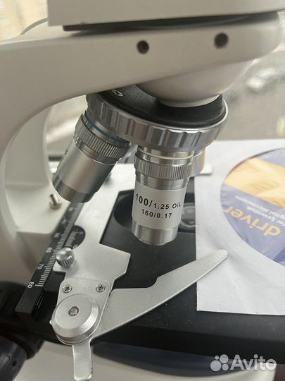 Микроскоп цифровой Levenhuk