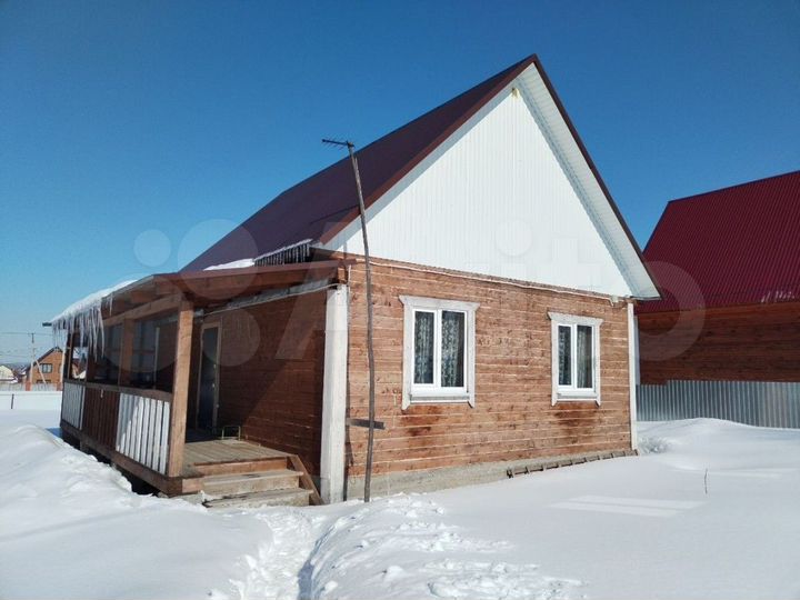 Дом 61,5 м² на участке 8,2 сот.