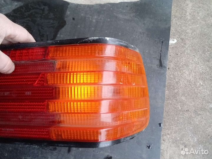 Mercedes w 126 фонарь правый